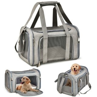 un sac de transport pour chien gris à bandoulière ajouré sur fond blanc avec vide et deux autres similaires avec un labrador beige à l'intérieur