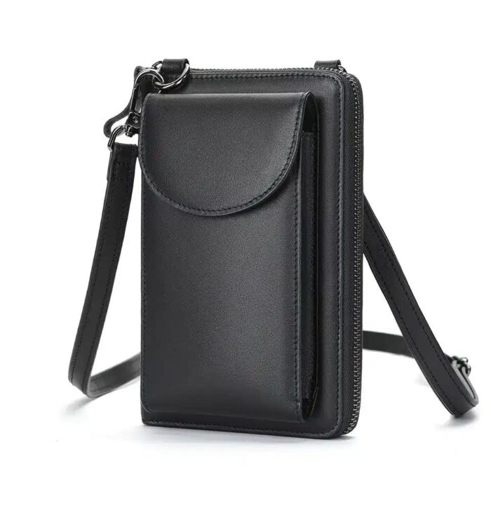 petit sac bandoulière en cuir noir pour homme sur fond blanc