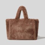 sac bandoulière peluche marron carré