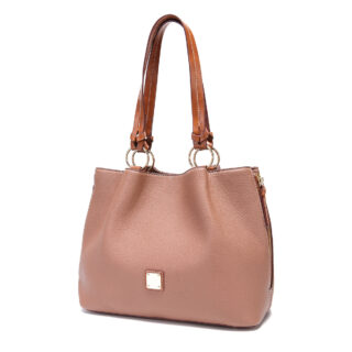 sac bandoulière rose poudré carré style classique, anses en cuir synthétique marron