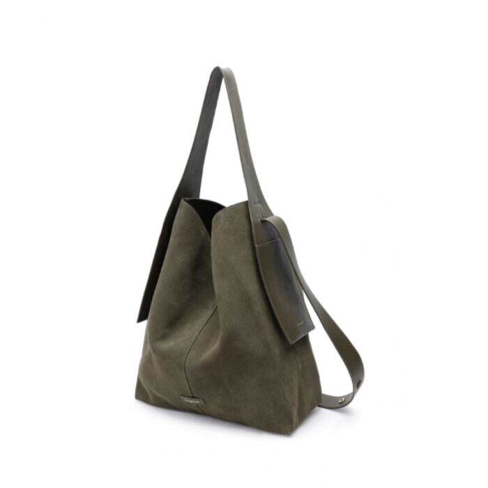 sac bandoulière cabas en cuir daim véritable vert olive forme trapézoidale