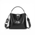 sac seau bandoulière en cuir noir