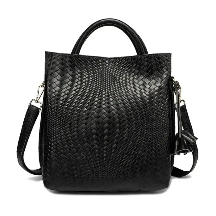 sac-main-cuir-veritable-tresse-noir Sac à main en cuir véritable tressé noir, vue de face